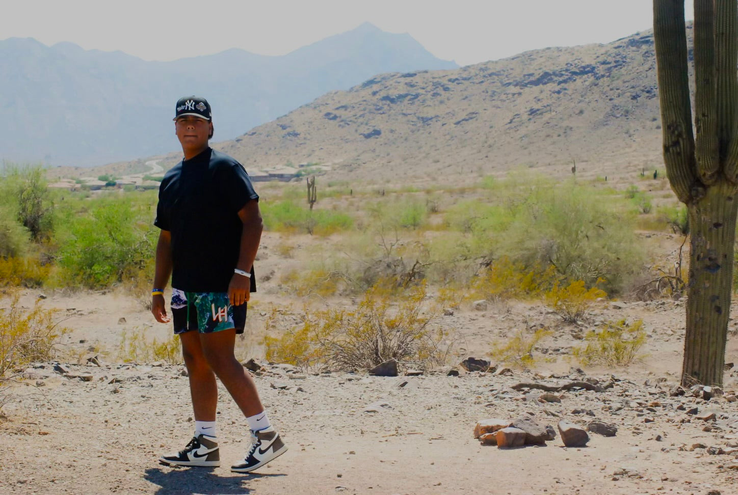 LIVIN’ HUNGRY AZ MESH SHORTS