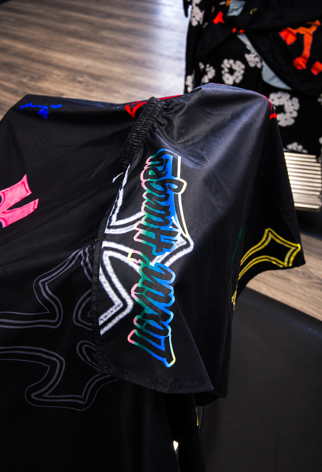 LIVIN’ HUNGRY “MIDNIGHT CROSS” BARBER CAPE